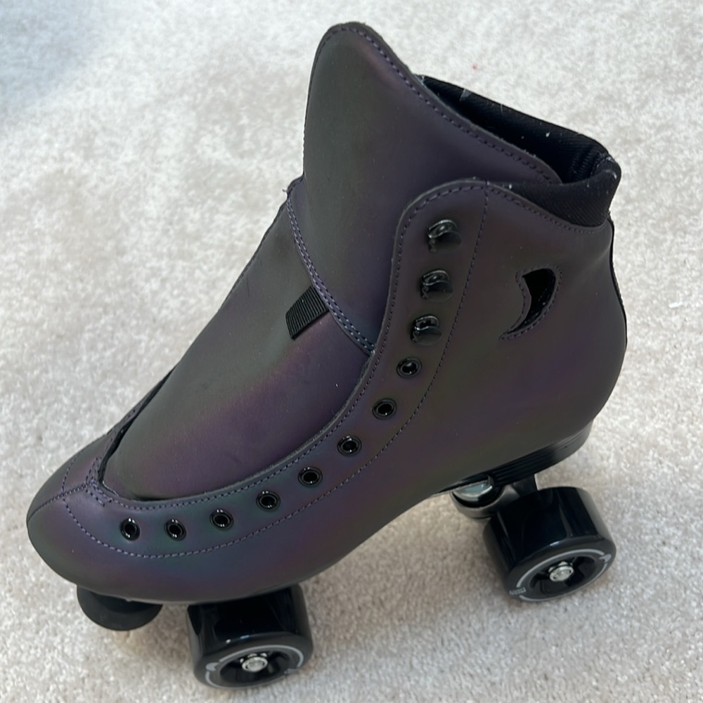 Moonlight Roller The Moon Boot Safety Dance Roller Skates New w Box US 7 (Men’s) - Picture 14 of 16